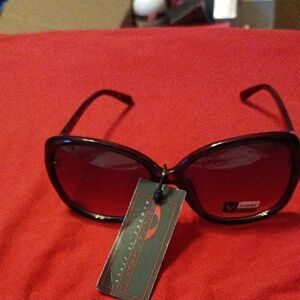 Women New Sunglasses By VG